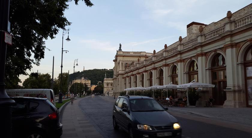 Pala Gardem Apartamento Budapest Exterior foto